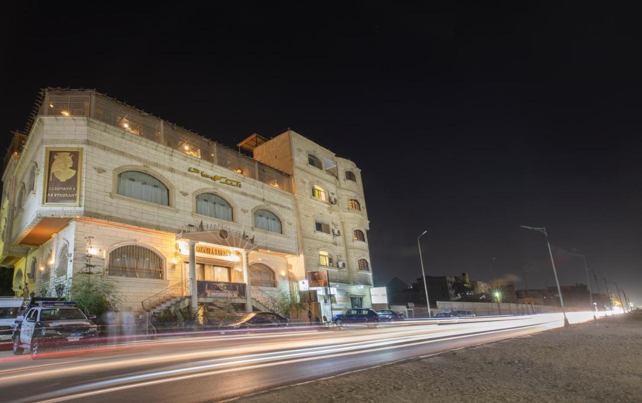 Pyramids Inn Hotel Kafrat al Jabal Exterior photo