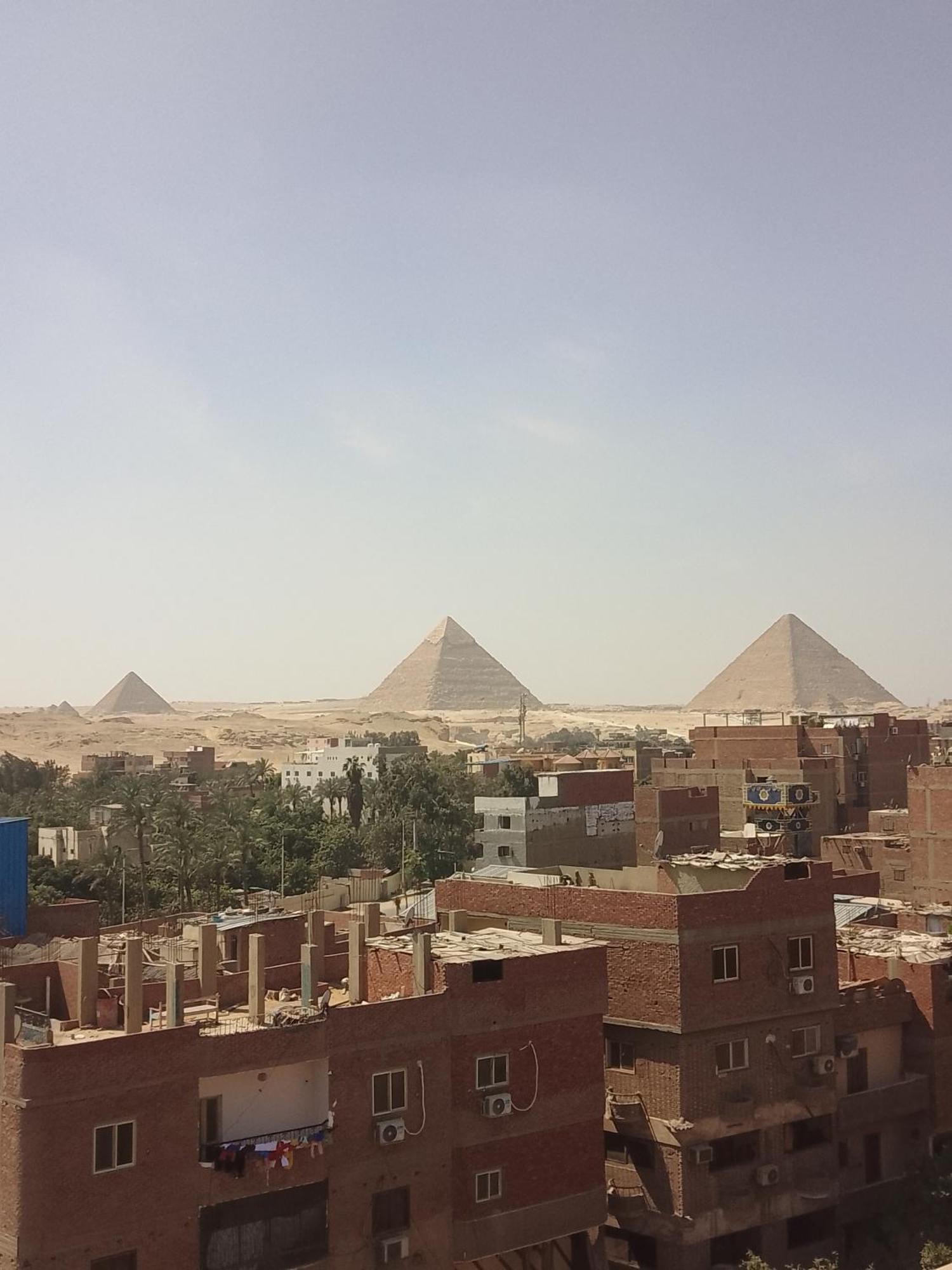Pyramids Inn Hotel Kafrat al Jabal Exterior photo